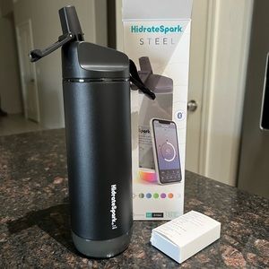 Hidrate Spark 17 oz smart water bottle